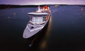 Queen-Mary-2