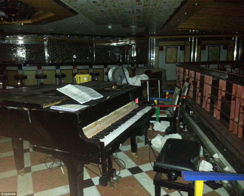 Costa Concordia Piano