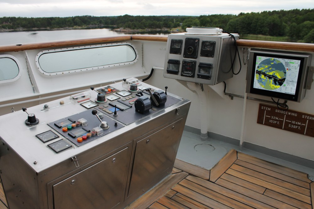 Fred Olsen Braemar Bridge 