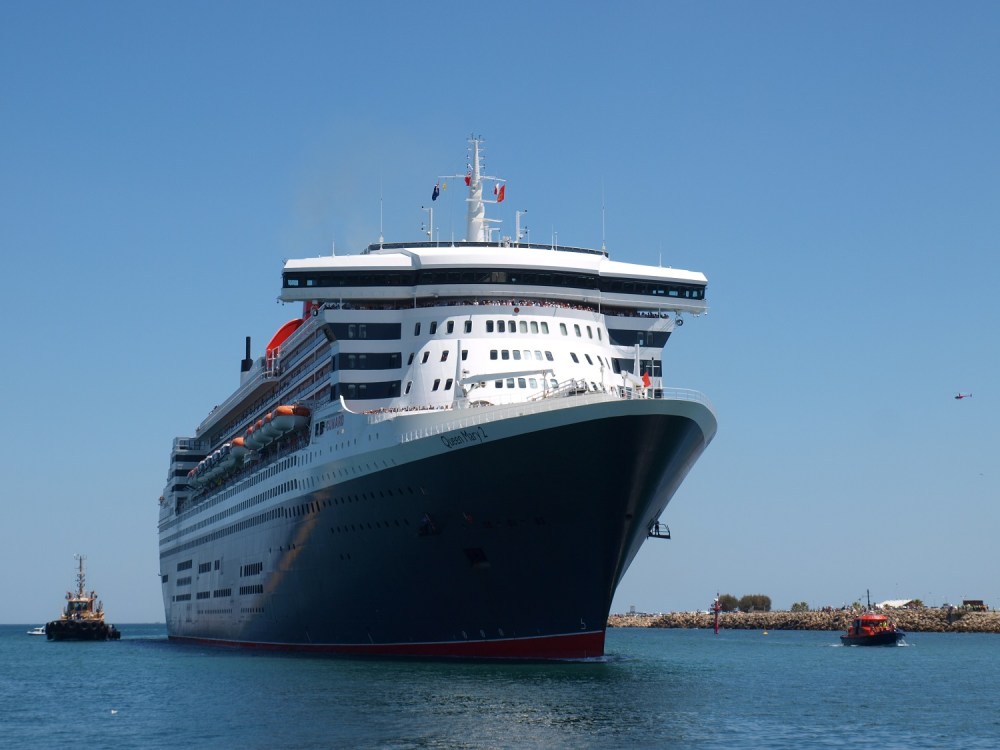 Queen-Mary-2