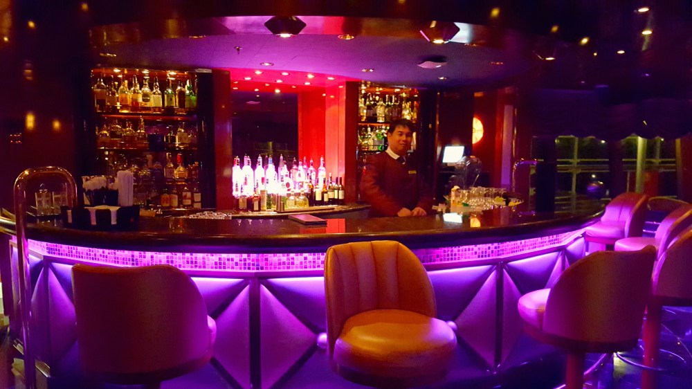 Hemispheres-Queen-Victoria