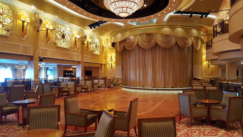 Queens-Lounge-Queen-Victoria