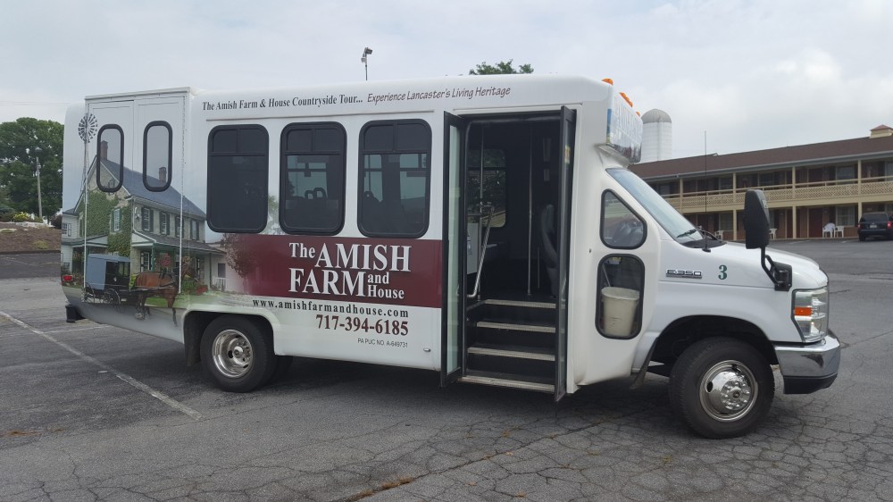 Amish-Farm-And-House-Lancaster