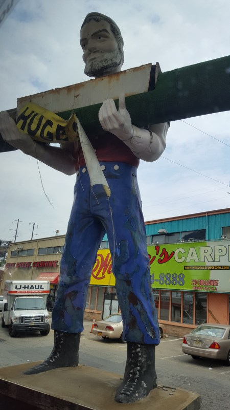 Muffler-Man-Sopranos