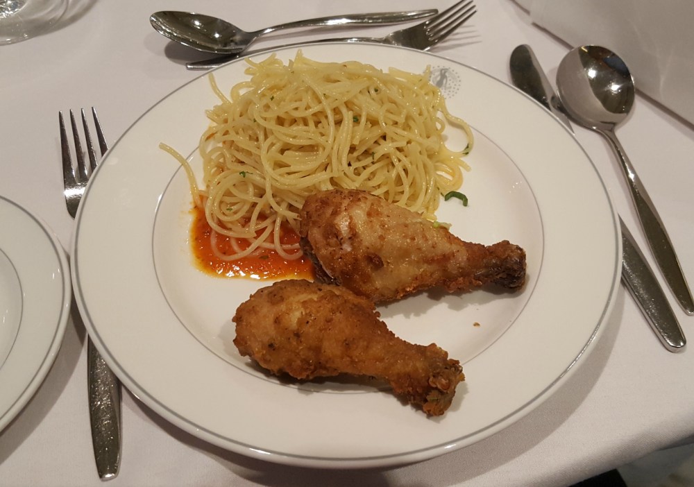 Fried chicken with buttered spaghetti and tomato sauce - The Palms (buffet) - so simple, but it was SO good!